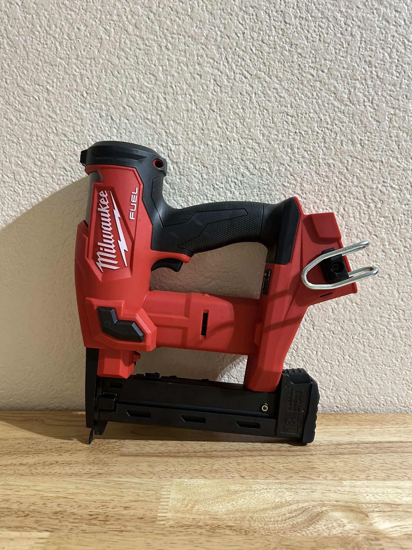 Milwaukee M18 Narrow Crown Stapler 18GA New Never Used Open Box