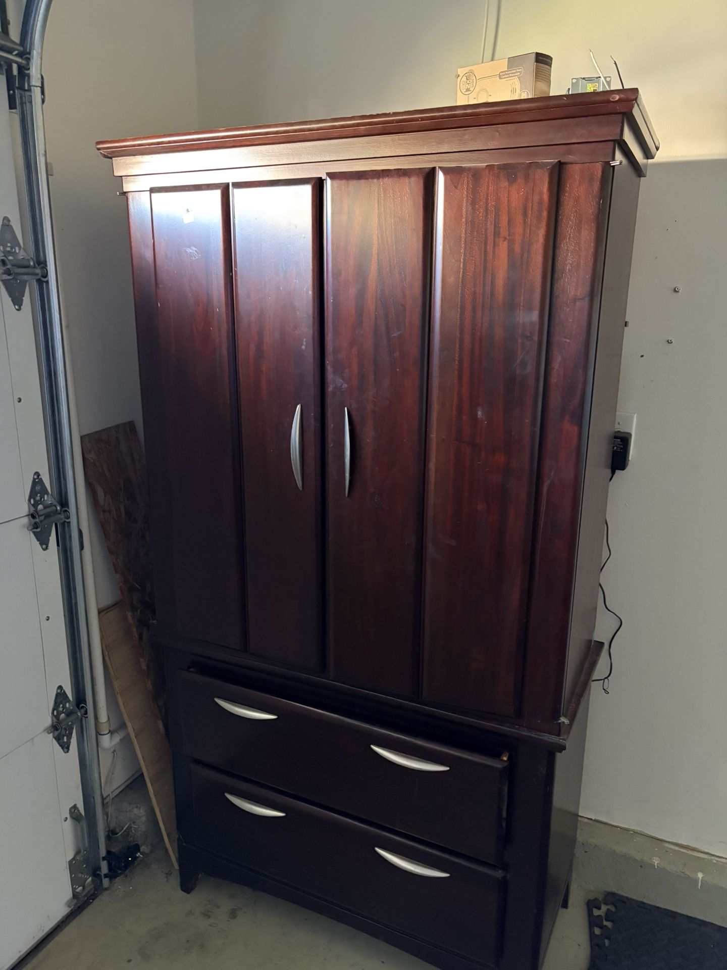 Storage Cabinet FREE FREE FREE!!!