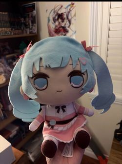 FuRyu Hatsune Miku Pink Macaroon 9" Plush