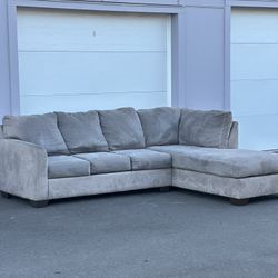 Gray Sectional - Free Local Delivery 🚚