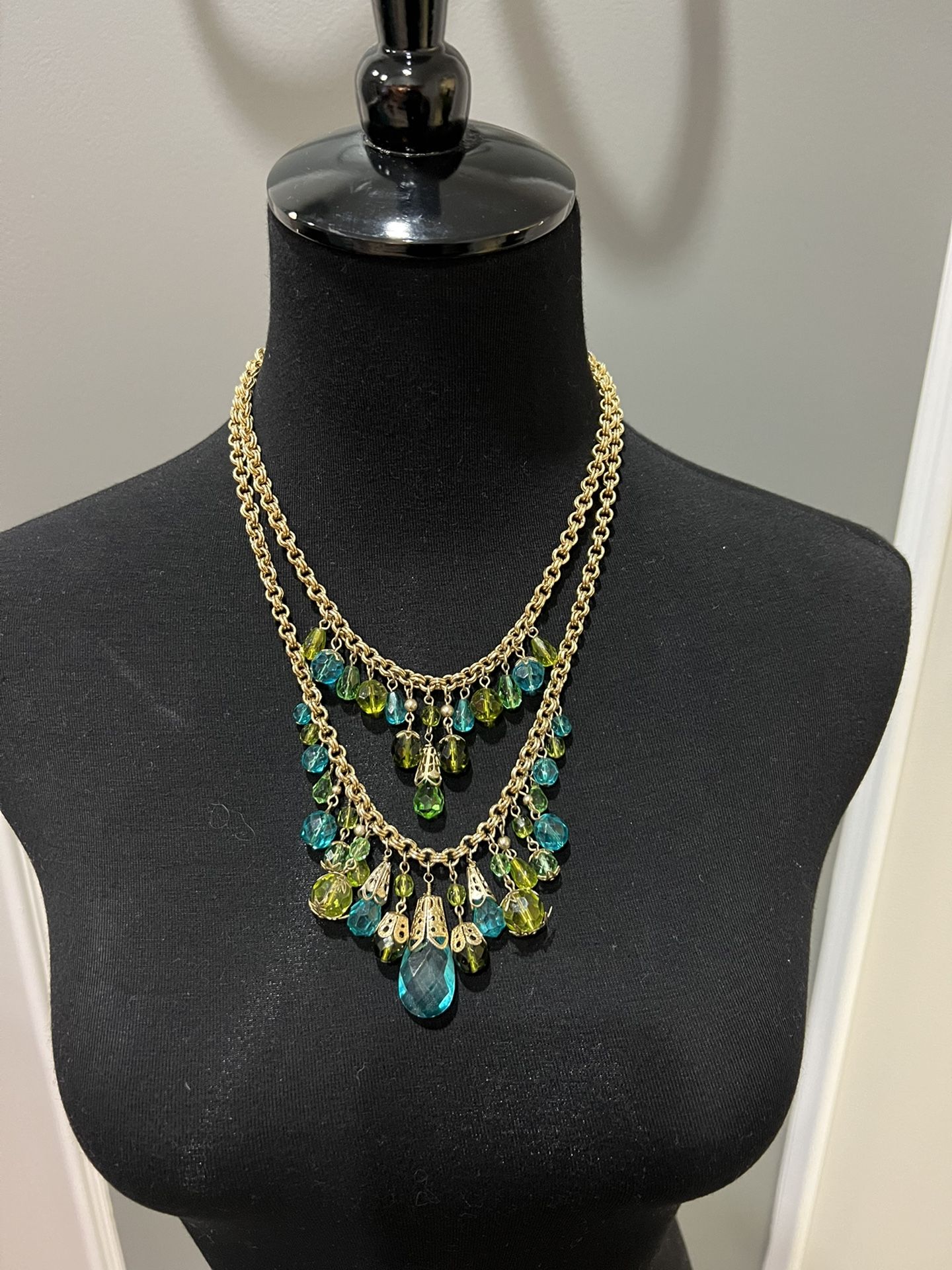 Ladies Necklace 