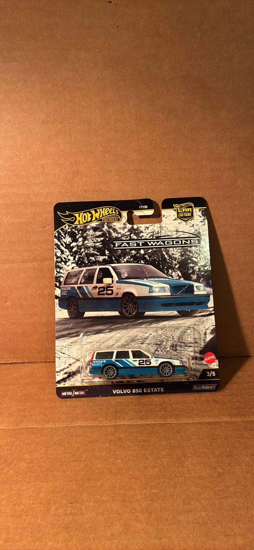 Hot Wheels Volvo 850 Estate (Milwaukie,OR)