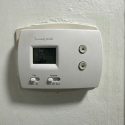 Honeywell Thermostat 