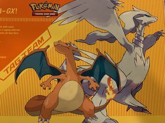 Reshiram & Charizard GX Figure Collection Opening 