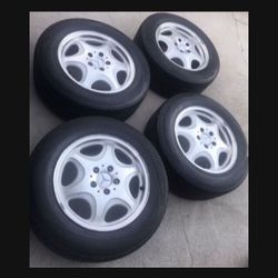 4 —- 225/60r16 5x112 5x4.41 Stock Mercedes S420 Rims Wheels Tires Good 80% Treads!!!!!