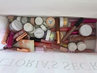 Makeup Maquillaje $1 Each