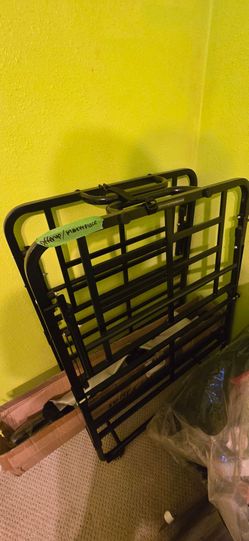 Folding twin sized frame, black and metal