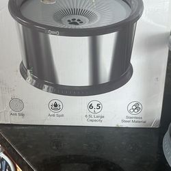 8.5L Dog Water Bowl