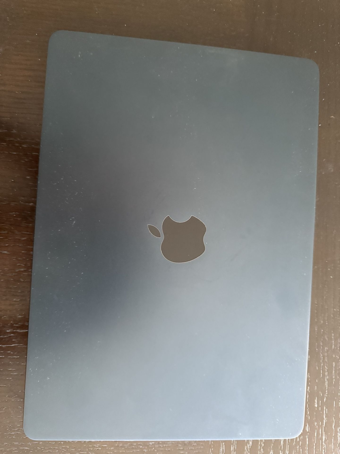 BROKEN MacBook Air