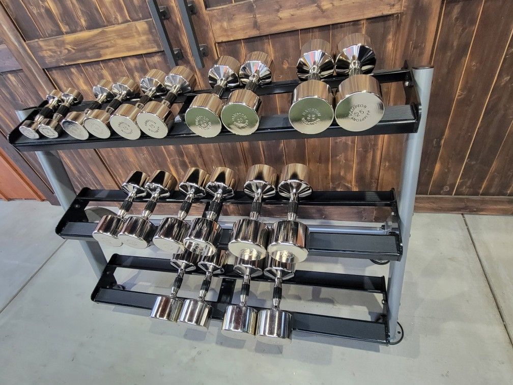 HAMPTON CHROME BEAUTY GRIP DUMBELLS SET   $1.99 Per Lbs RACK Is $199.00 5lbs To 50lbos 