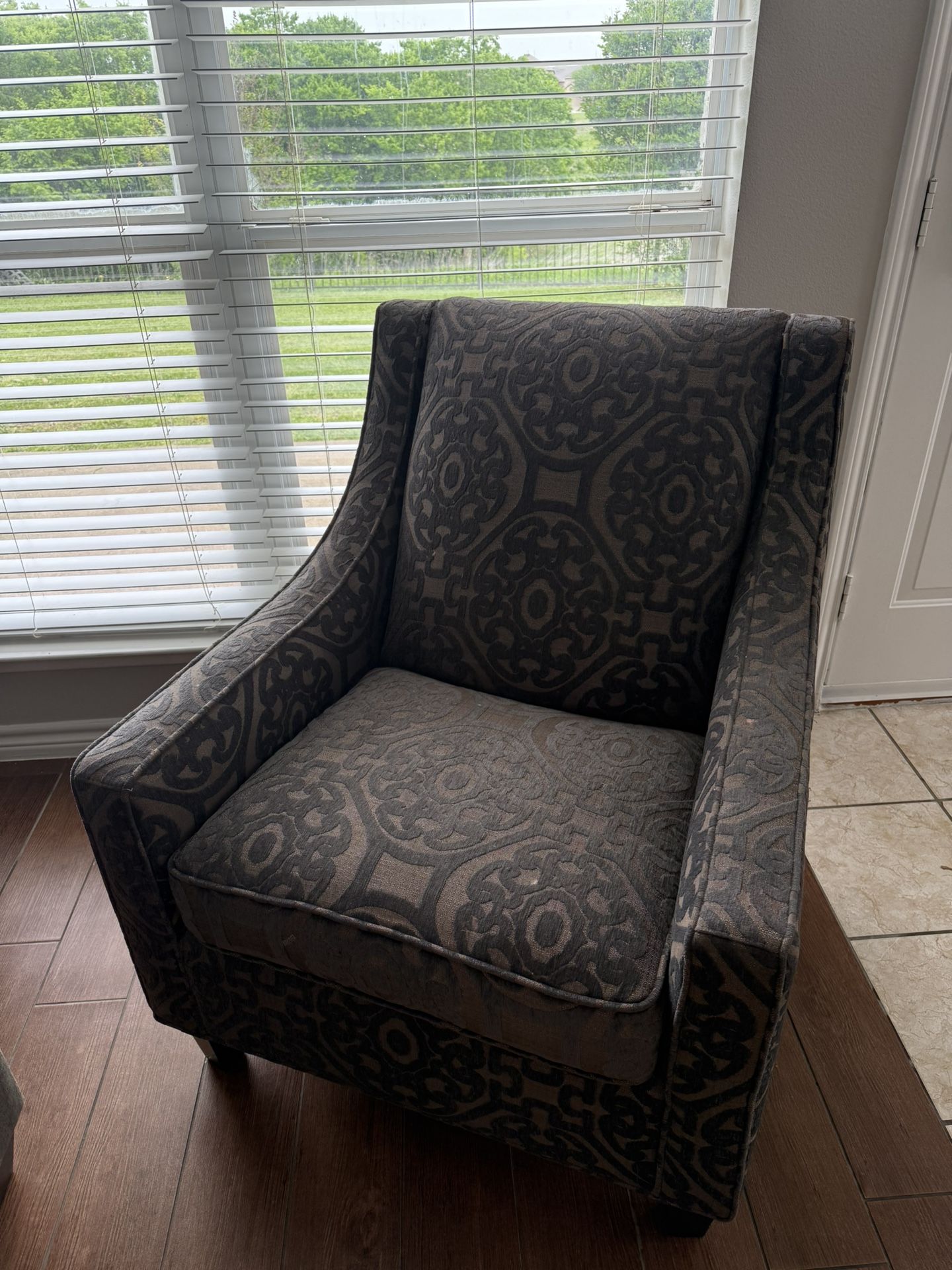 living room set NEED GONE ASAP