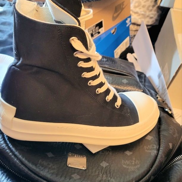 Rick Owens Dark Shadow