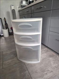Sterlite Three drawer organizer