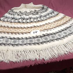 Peruvian poncho 100% Wool