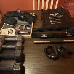 NOT FREE PLEASE READ DESCRIPTION‼️Workout Equipment/Accessories