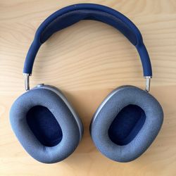 Apple Airpods Max First Gen With Lighting (Blue)