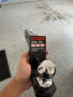 Curt Tow Ball