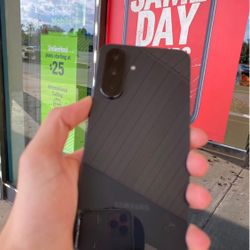Unlocked Samsung Galaxy A36 5G 128GB - $85 to start (financing)