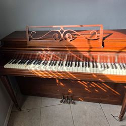Free piano