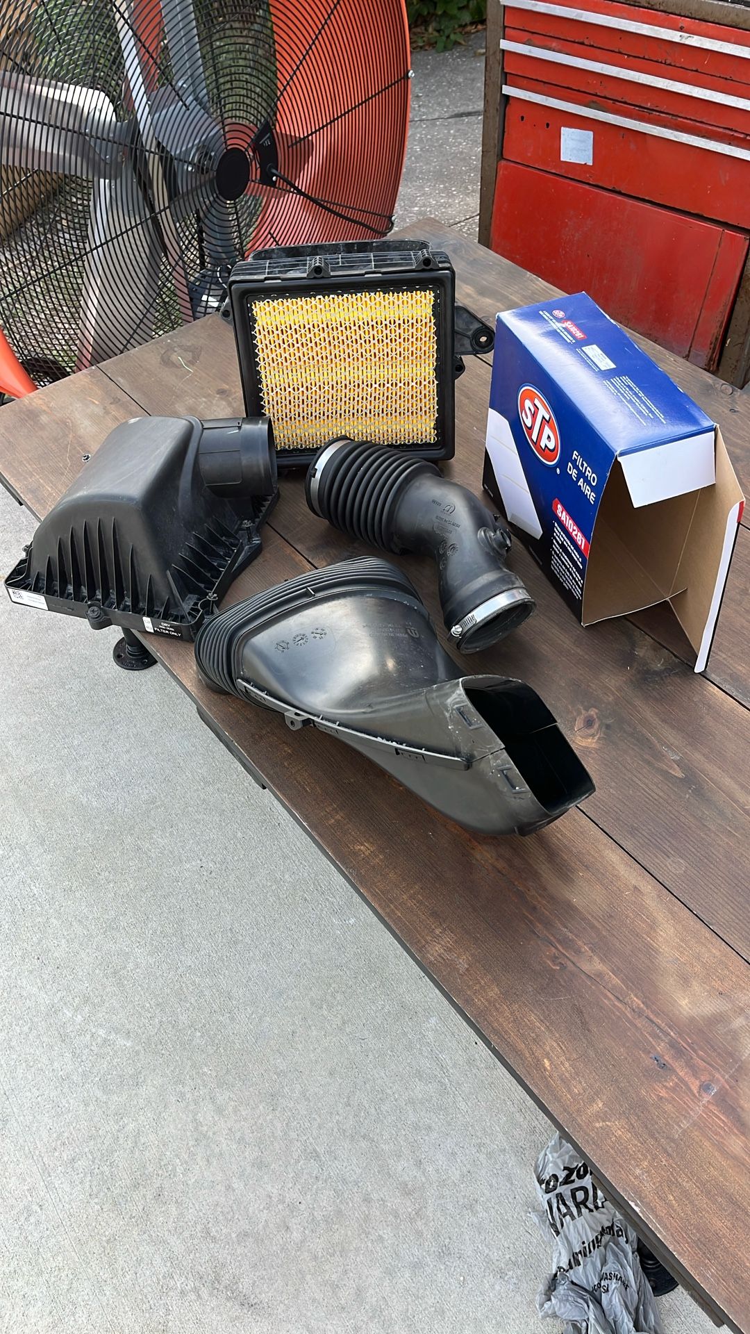 DODGE RAM AIR INTAKE BOX
