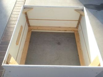 WHELP BOX...PUPPY BREEDING!!