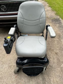 Power chair
