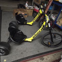 2 Adult Drift Trike Trikes Bikes Like New Razor DXT