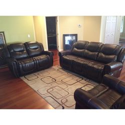 Brown Leather Fully Reclining Three Piece Couch Set 
