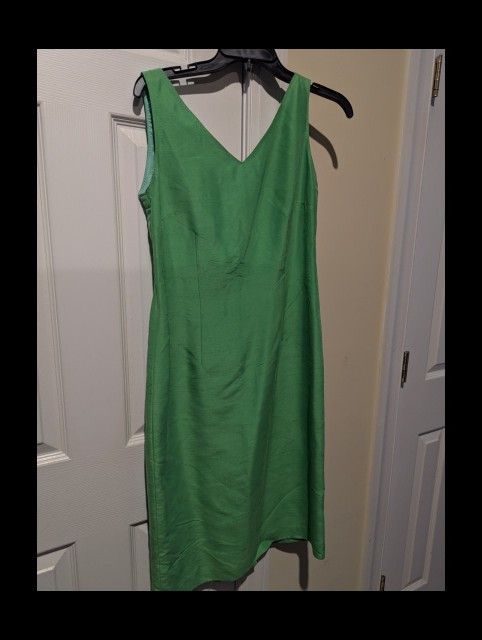 Worn Green Dress - Very Well Taken Care Of (6)