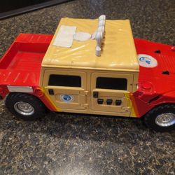 Metro County orange/yellow truck