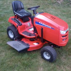 Simplicity 38 Hydro 18 Horsepower Fantastic Condition With Snow Plow