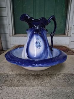 Vintage Ironstone Wash Basin w/Pitcher