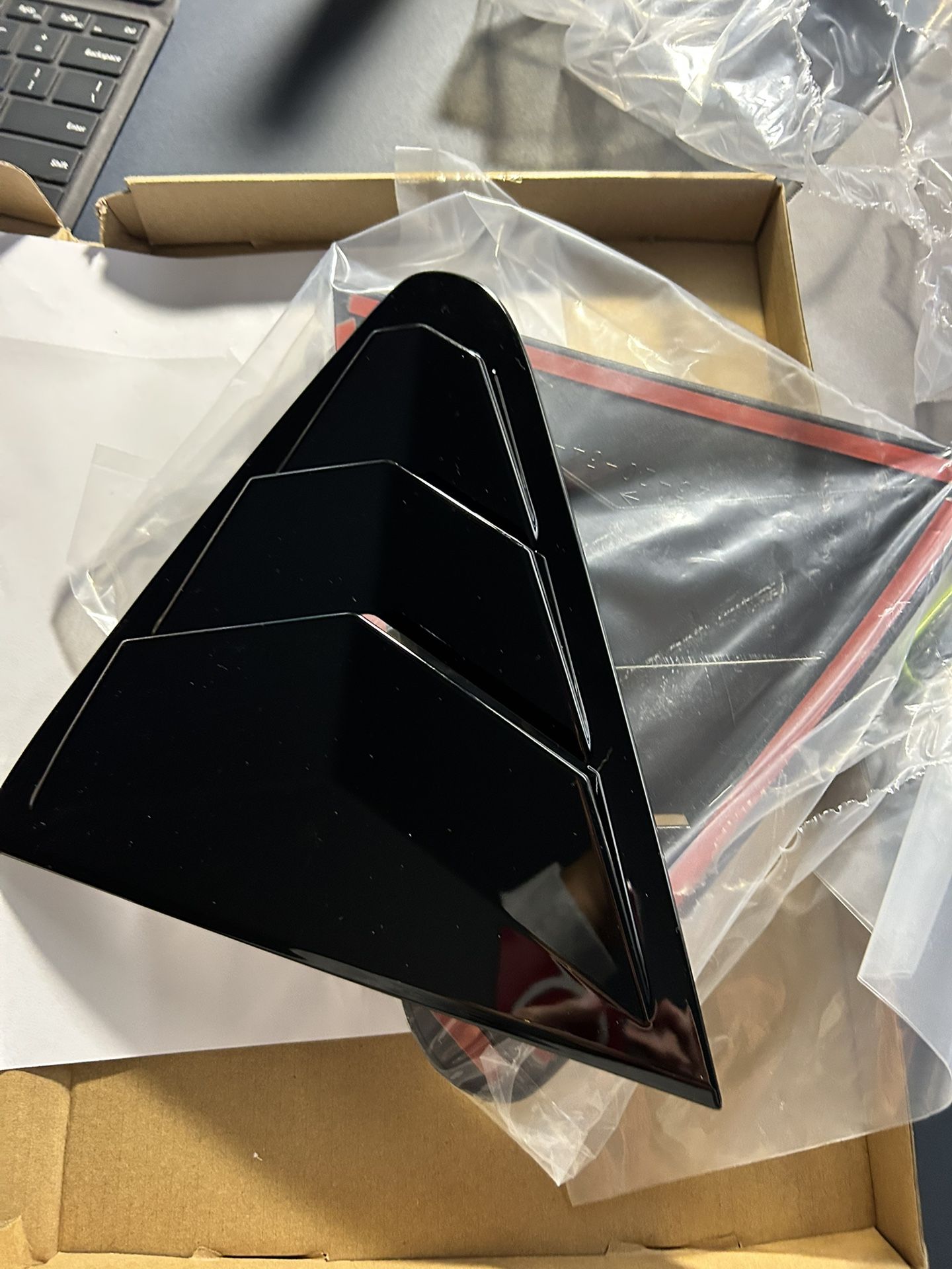 Crosstrek 2024+ Rear Window Louver Cover