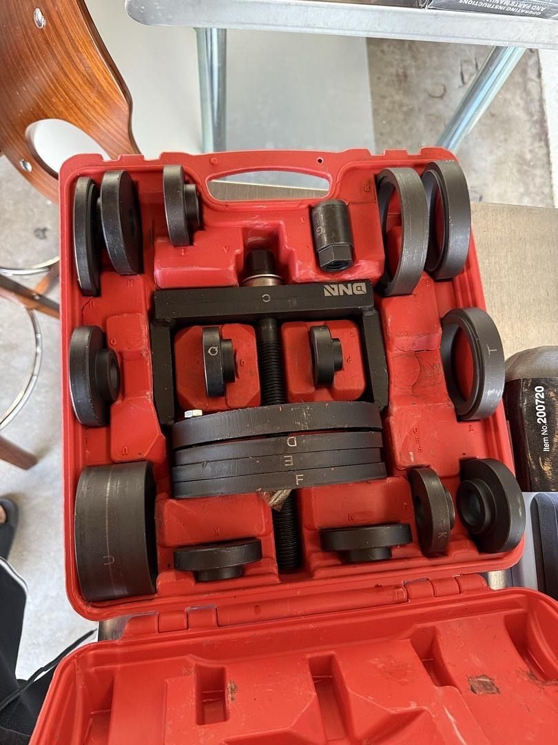 22-Piece Bushing Puller Kit for Easy Installation and Removal of Rear and Front Wheel Hub Assemblies and Bearings