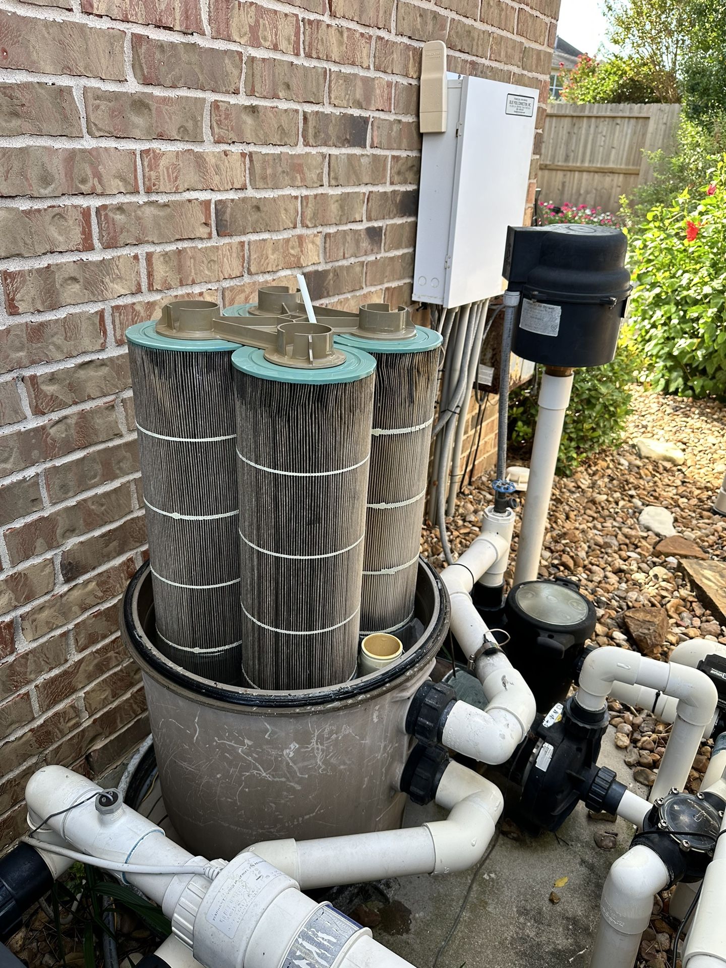Pool filter cleaning