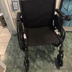 Wheel Chair Medline 