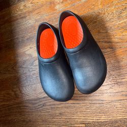 Crocs On The Clock Work Slip-On