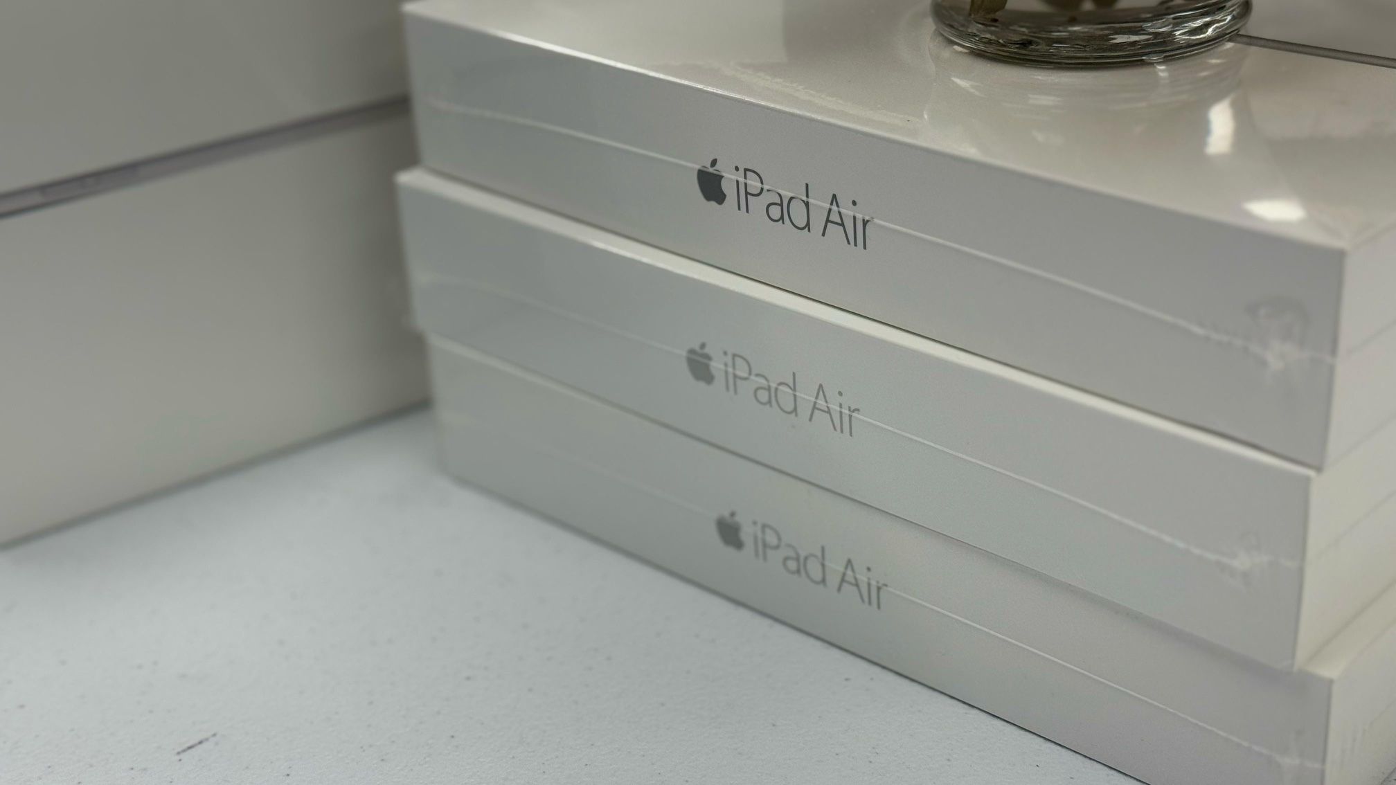iPad Air 2 32GB Wi-Fi Cellular Brand New On Special Offer