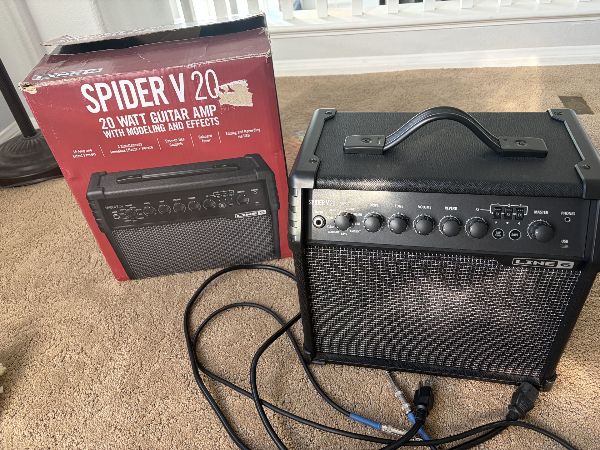 SPIDER V 20 WATT  GUITAR AMP WITH MODELING AND EFFECTS 3 Simultaneous Stompbox Effects + Reverb Easy-to-Use Controls Onboard Tuner Editing