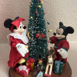 Disney Christmas Figurine 
