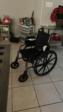 2 WHEELCHAIRS