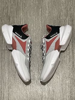 REEBOK SPLIT FUEL WOMEN 9 “NEW”