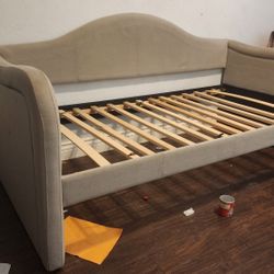 Twin Trundle Bed