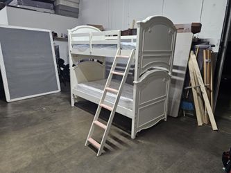 Twin Bunk Bed And Mattress 