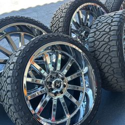 WHEELS HARD CORE 26x12 DODGE RAM 8LUGS