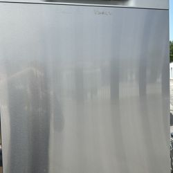 Samsung Stormwash Dishwasher w/ 3 Racks