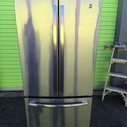 GE 3-Door French Door Refrigerator With Bottom Freezer 
