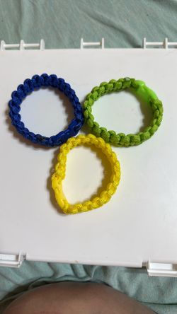 Pulcera De Hilo  Paracort Nuevas  10 Cada Una 