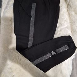 Victoria's  Secret Bling  jagging pants. Size  (  MED