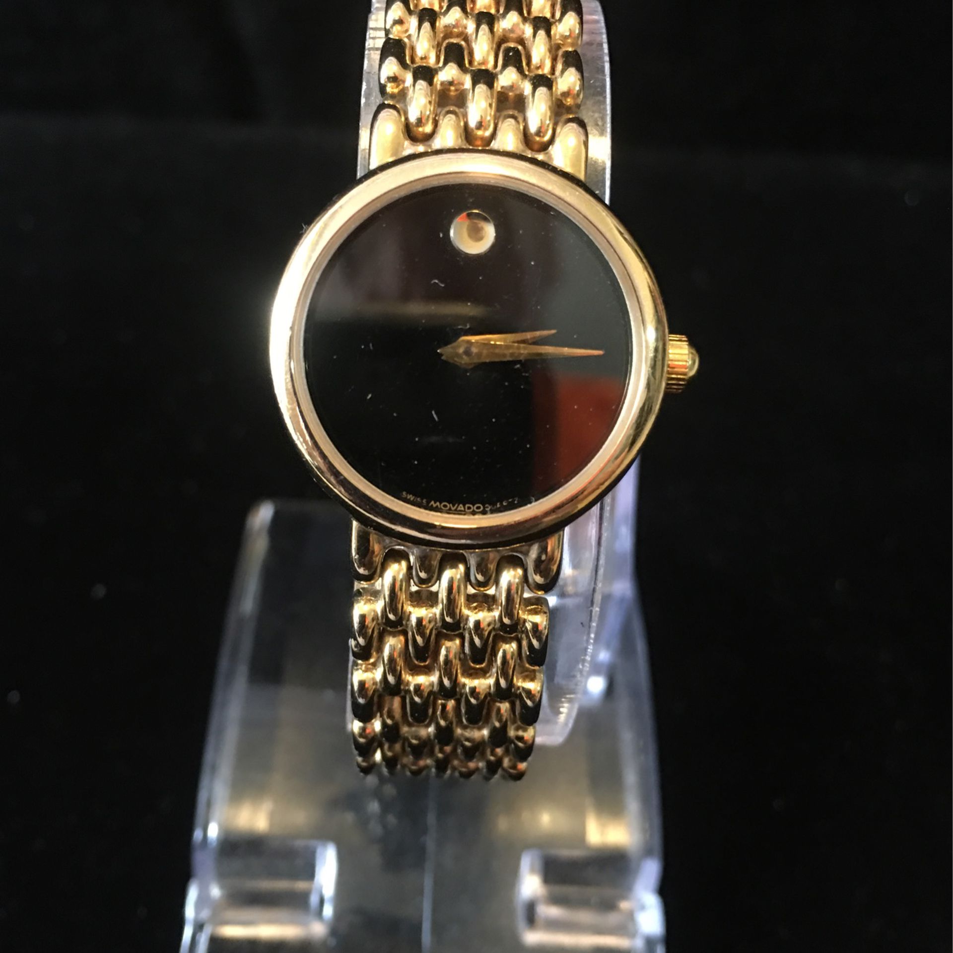 Womens Movado 87-84-9818 Gold Black Dial Watch